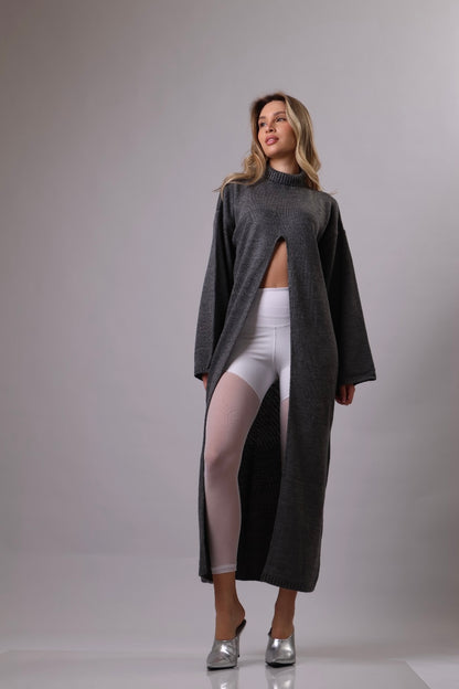 Vienna ٨ Cut-Out Top
