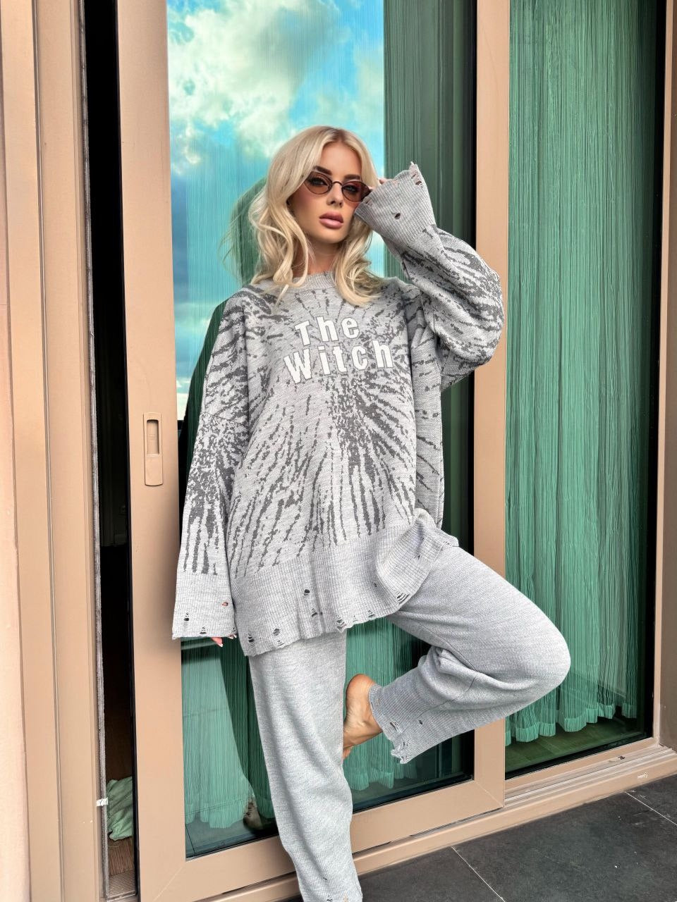 Aria Tracksuit "الساحرة"