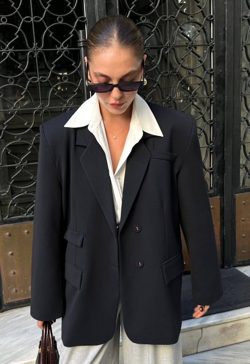 Neyla Blazer