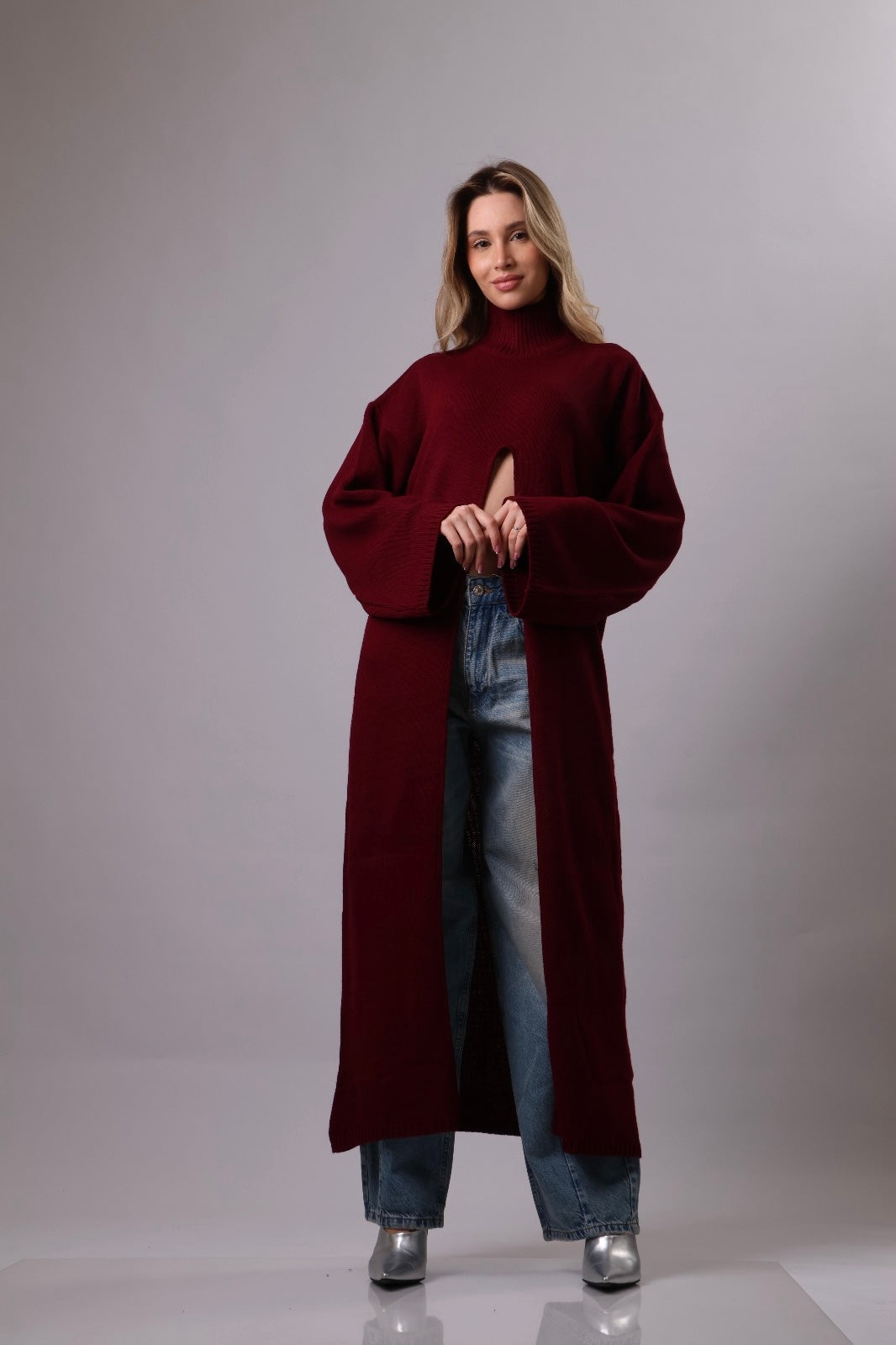 Vienna ٨ Cut-Out Top